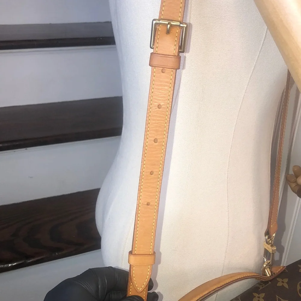 LOUIS VUITTON Monogram Beverly GM Laptop Work Monogram Bag additional photos